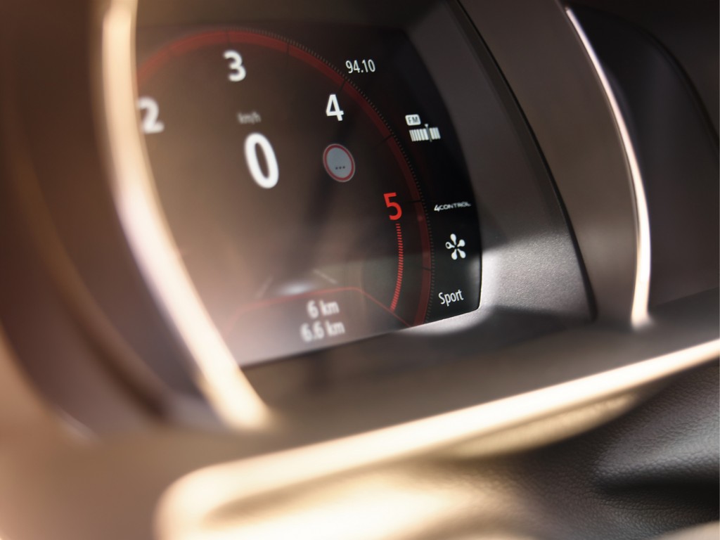 RENAULT REVELA O TALISMAN, SUCESSOR DO LAGUNA, foto 26