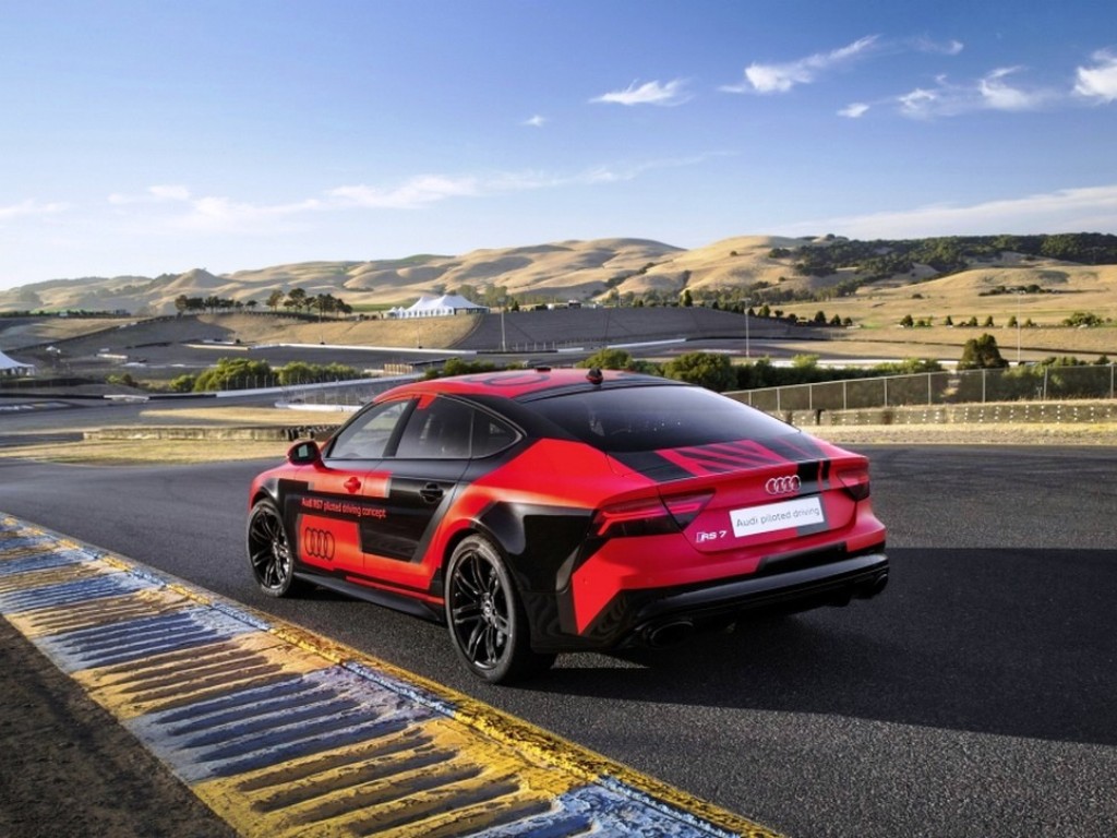 AUDI RS7 AUTÔNOMO AGORA 400 KG MAIS LEVE, foto 2