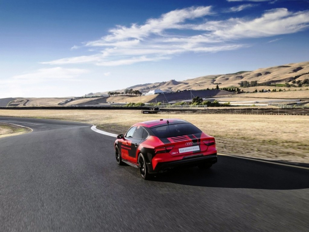 AUDI RS7 AUTÔNOMO AGORA 400 KG MAIS LEVE, foto 6