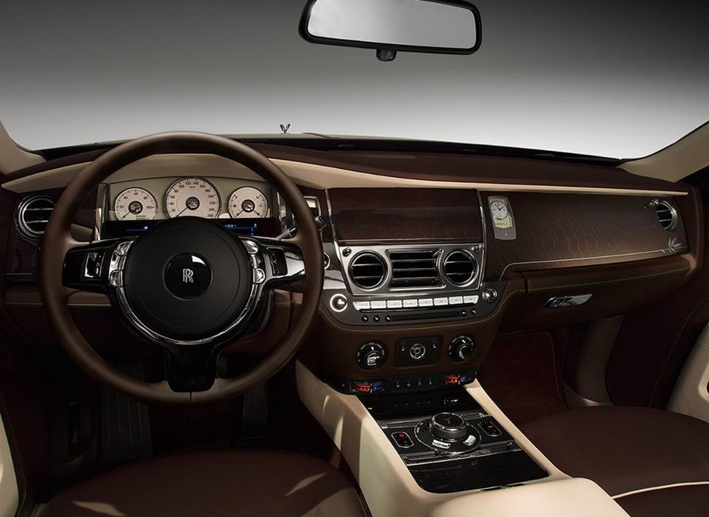 ROLLS-ROYCE APRESENTA O GHOST PANDA EDITION, foto 2