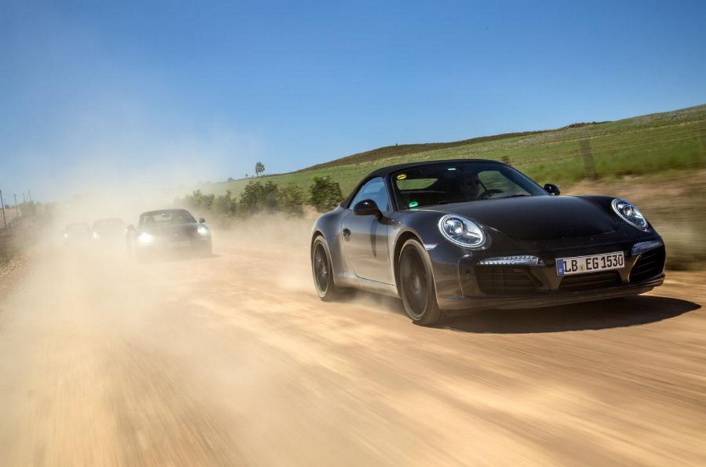 NOVO PORSCHE 911 FOI MOSTRADO EM TESTES, foto 2