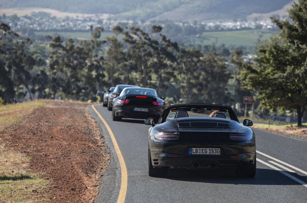 NOVO PORSCHE 911 FOI MOSTRADO EM TESTES, foto 3