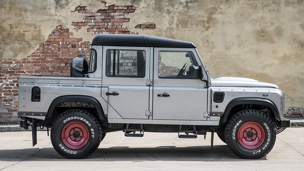KAHN DESIGN APRESENTA MAIS UMA VERSÃO DO LAND ROVER DEFENDER, foto 4