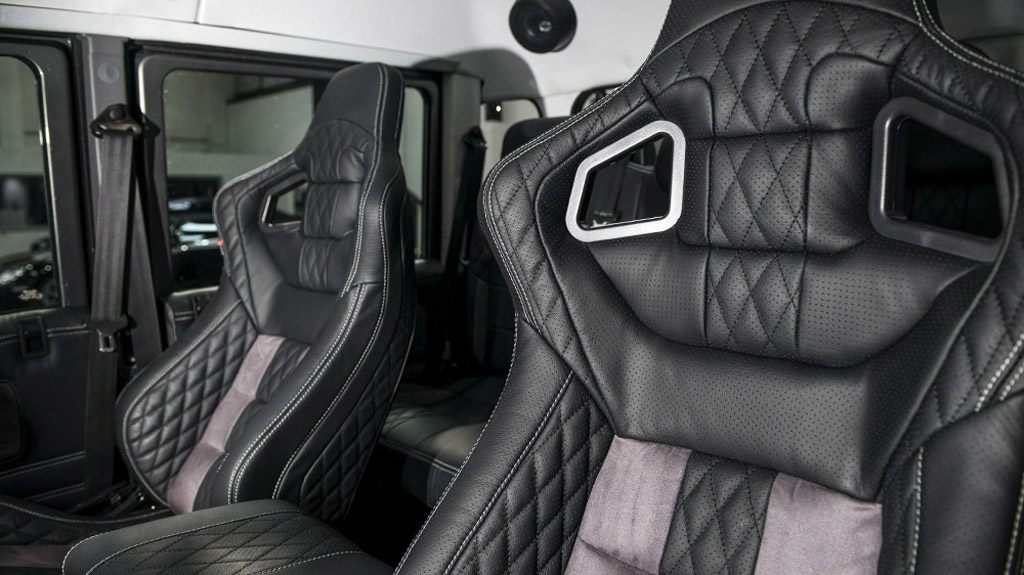 KAHN DESIGN APRESENTA MAIS UMA VERSÃO DO LAND ROVER DEFENDER, foto 5