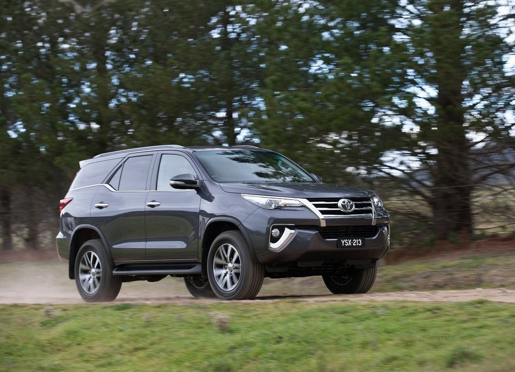 TOYOTA REVELOU O FORTUNER 2015 NA AUSTRÁLIA, foto 12