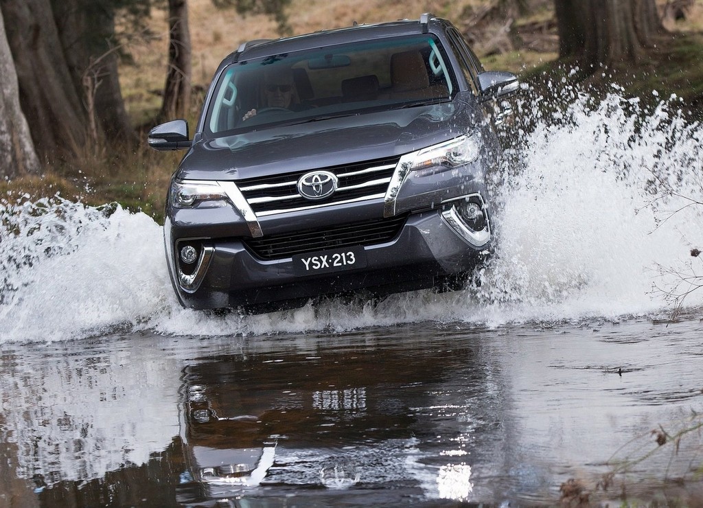 TOYOTA REVELOU O FORTUNER 2015 NA AUSTRÁLIA, foto 17