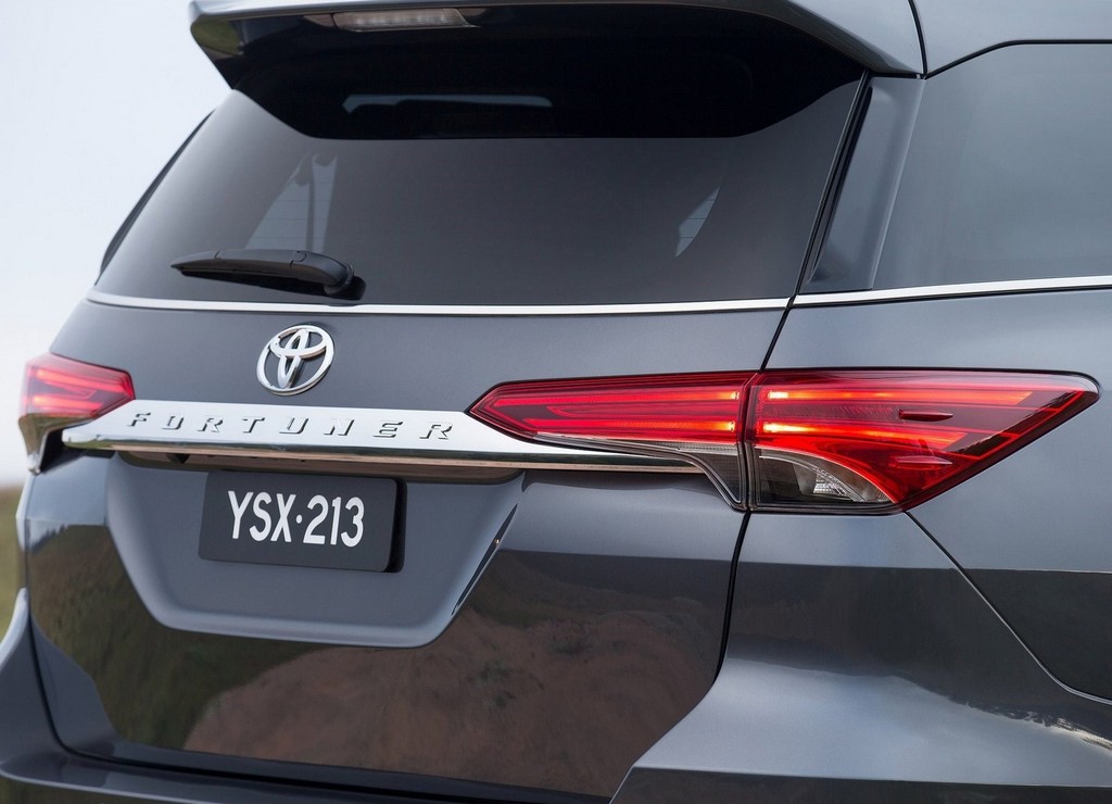 TOYOTA REVELOU O FORTUNER 2015 NA AUSTRÁLIA, foto 19