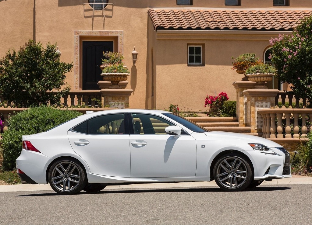 LEXUS IS ESTREIA NOVA VERSÃO V6 NOS EUA, foto 15