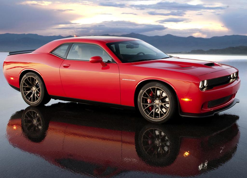 DODGE APRESENTA OS MODELOS 2016 DO CHALLENGER E DO CHARGER SRT HELLCAT, foto 4