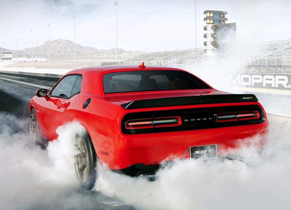 DODGE APRESENTA OS MODELOS 2016 DO CHALLENGER E DO CHARGER SRT HELLCAT, foto 5