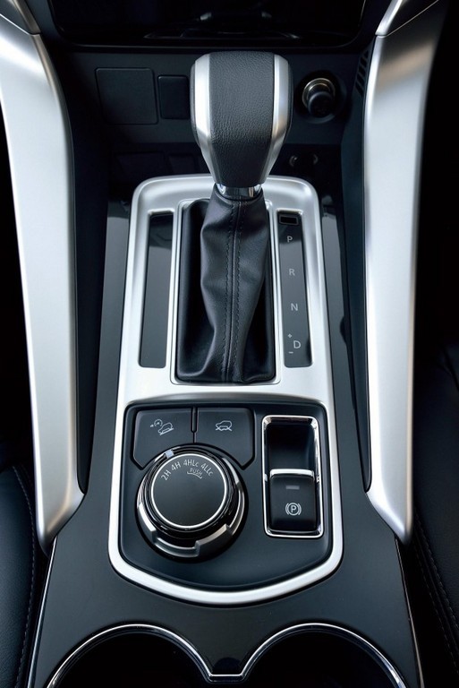 MITSUBISHI REVELA NA TAILÂNDIA O NOVO PAJERO SPORT, foto 18