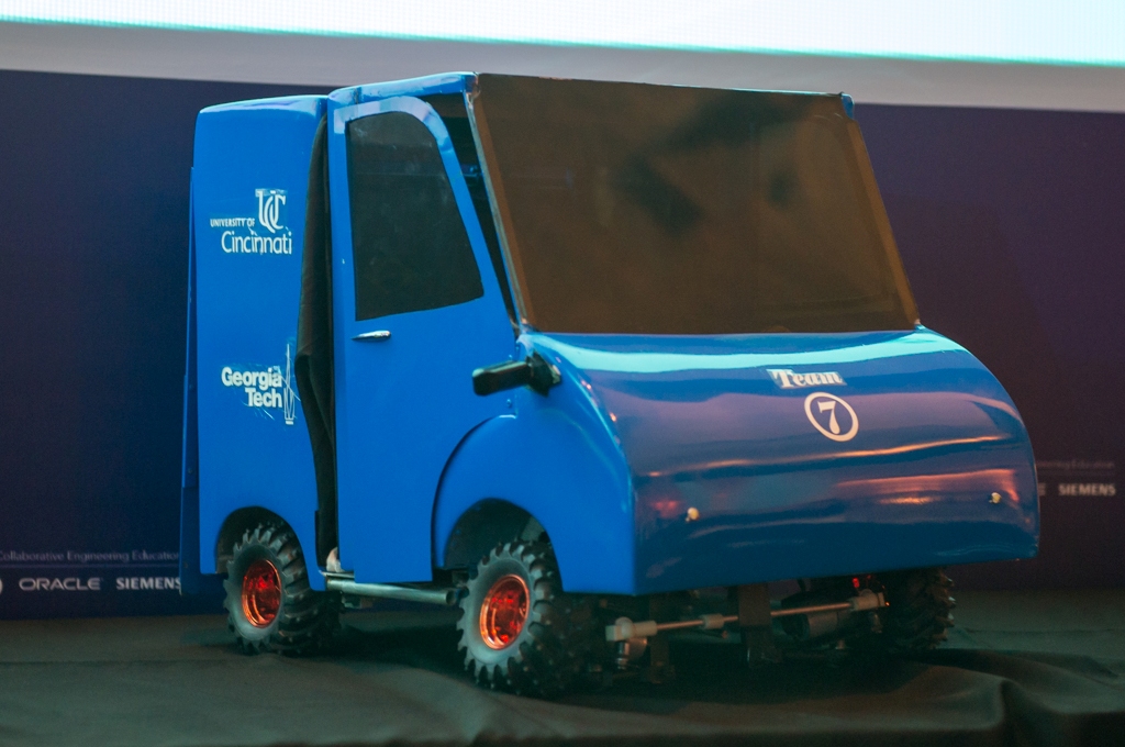 FÓRUM GLOBAL PACE PREMIA PROJETOS DE CARROS RECONFIGURÁVEIS DE UNIVERSITÁRIOS BRASILEIROS, foto 7