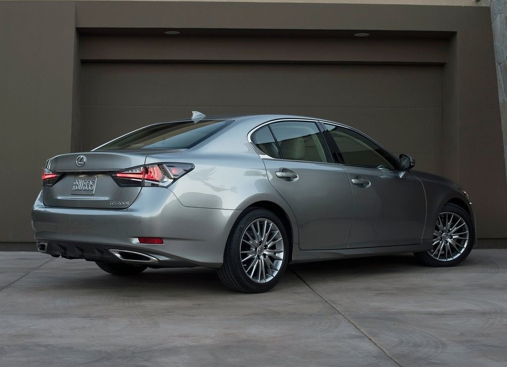 LEXUS MOSTROU O FACELIFT DA LINHA GS, foto 6