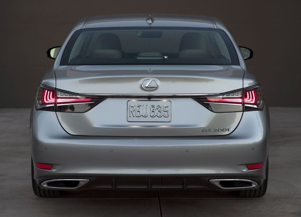 LEXUS MOSTROU O FACELIFT DA LINHA GS, foto 9
