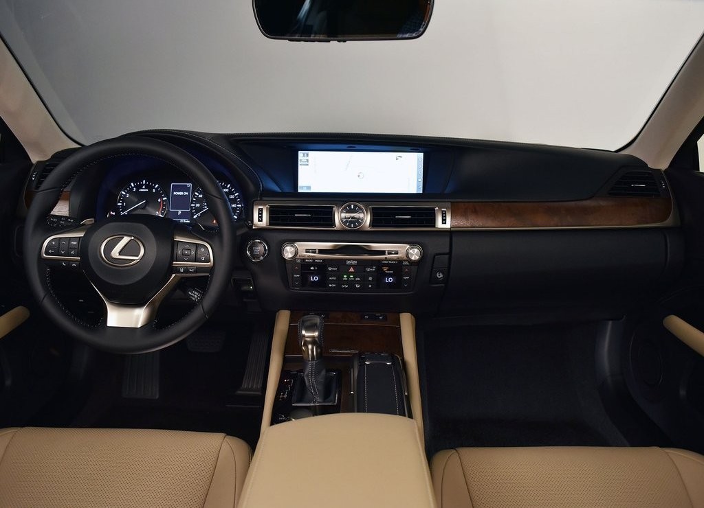LEXUS MOSTROU O FACELIFT DA LINHA GS, foto 10