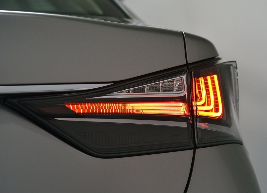 LEXUS MOSTROU O FACELIFT DA LINHA GS, foto 19