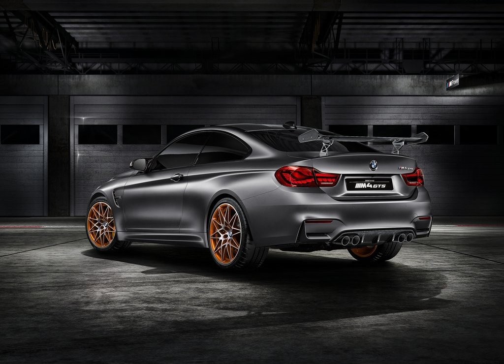 BMW M4 GTS CONCEPT FOI MOSTRADO EM PEBBLE BEACH, foto 3
