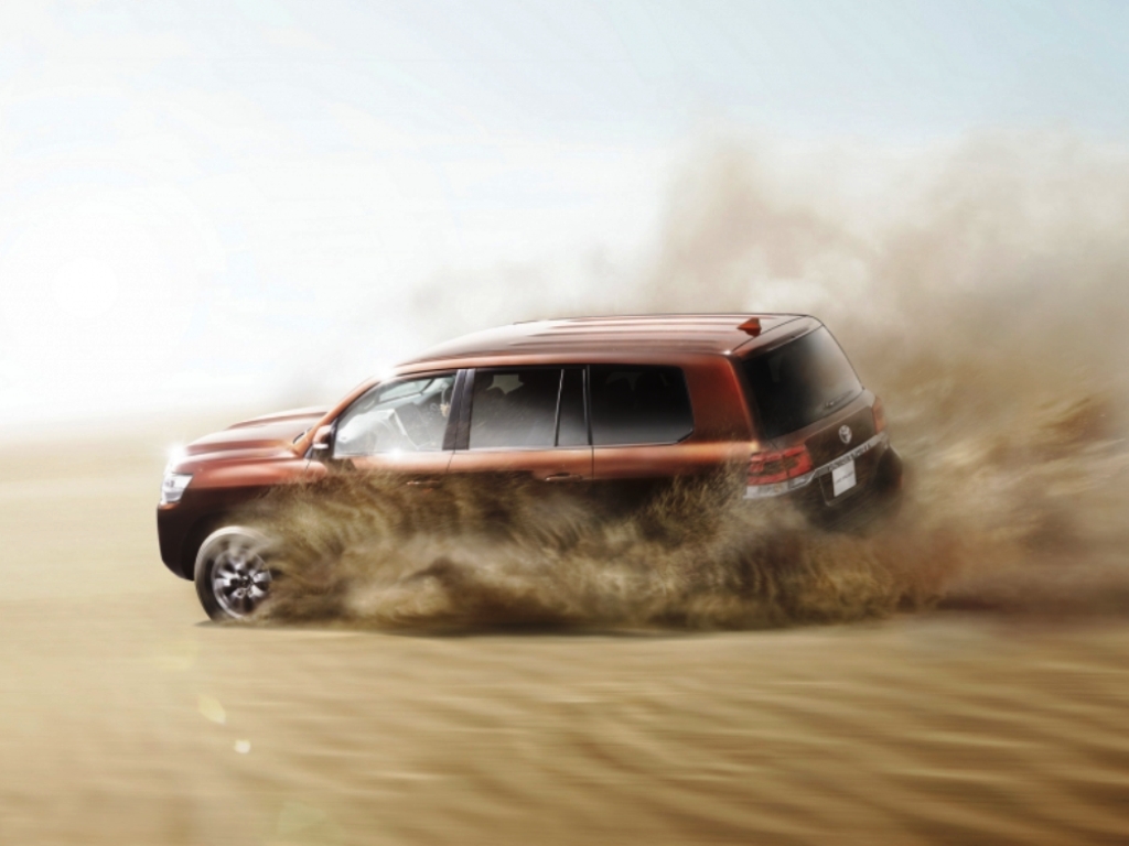 TOYOTA APRESENTA NO JAPÃO O LAND CRUISER RENOVADO, foto 4