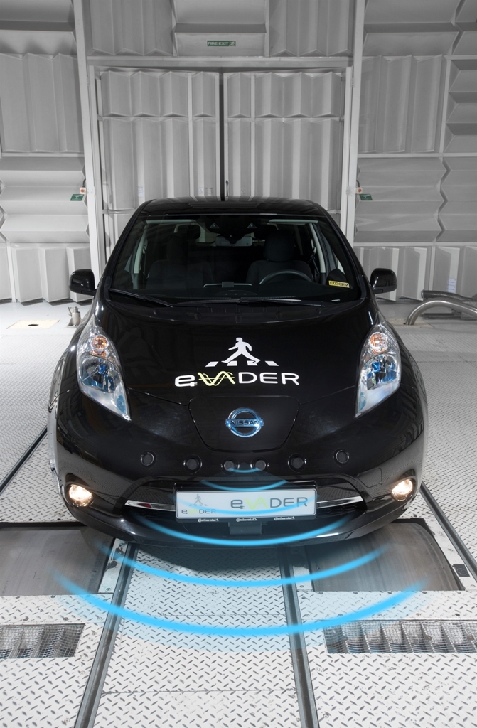 NISSAN LEVA SUA EXPERIÊNCIA COM CARROS ELÉTRICOS AO PROJETO EUROPEU DE ALERTA DE PEDESTRES eVADER, foto 2