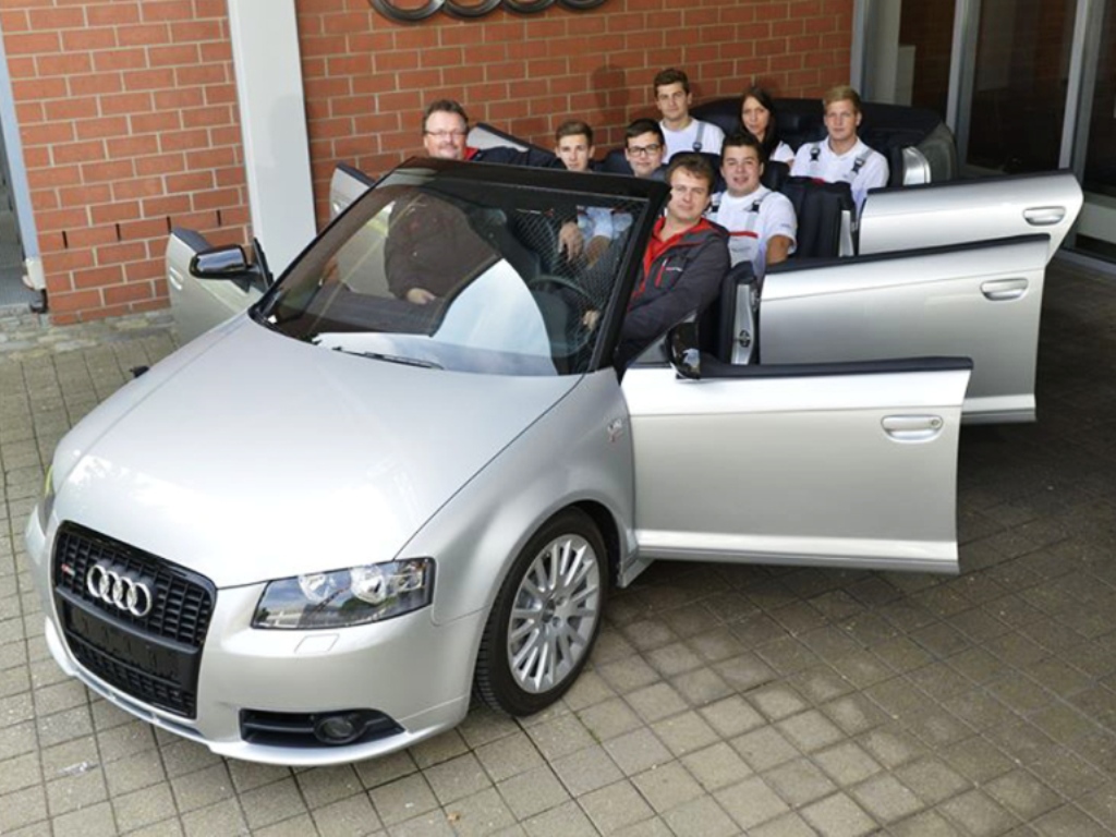 AUDI APRESENTA A3 CABRIO COM SEIS PORTAS, foto 2