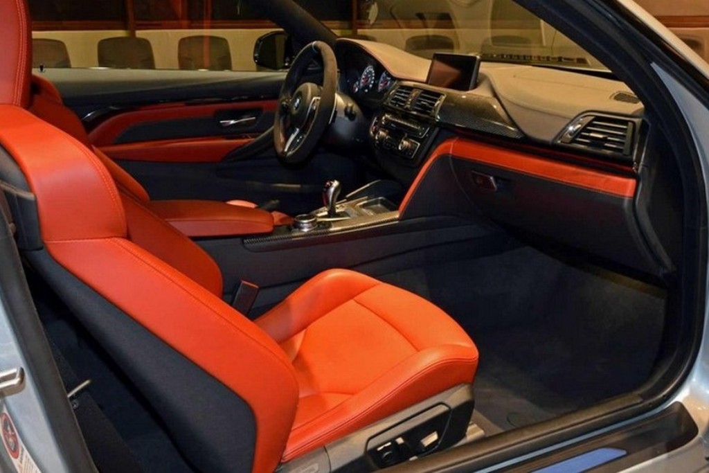 UM BMW M4 COUPE PERSONALIZADO EM ABU DHABI, foto 8