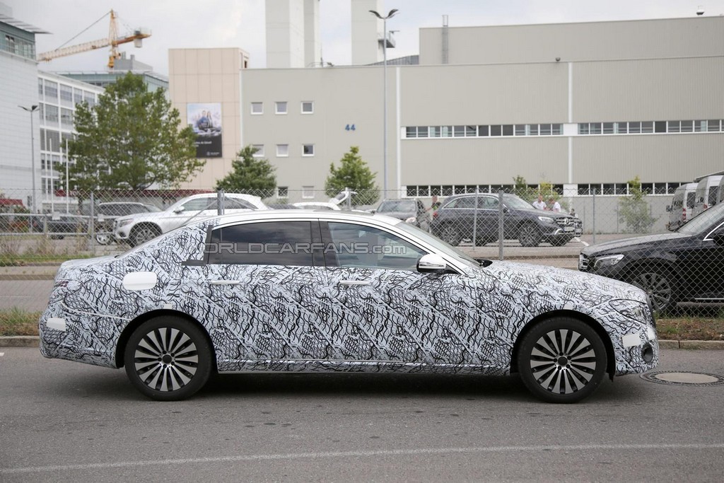 PODEREMOS VER EM BREVE UM MERCEDES-MAYBACH E CLASS, foto 15