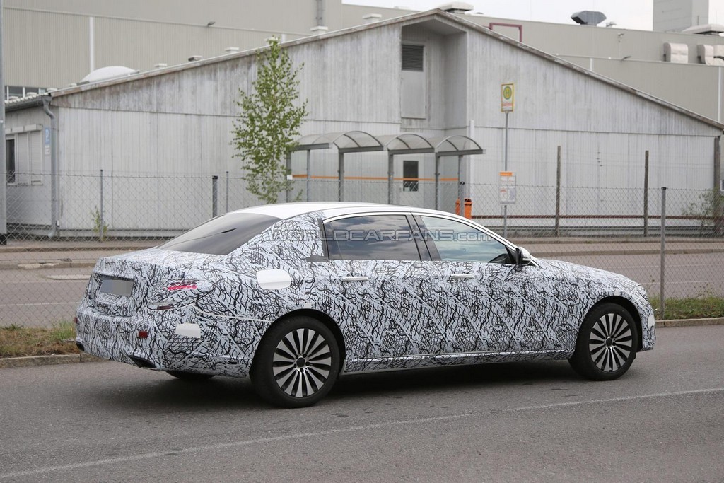 PODEREMOS VER EM BREVE UM MERCEDES-MAYBACH E CLASS, foto 16