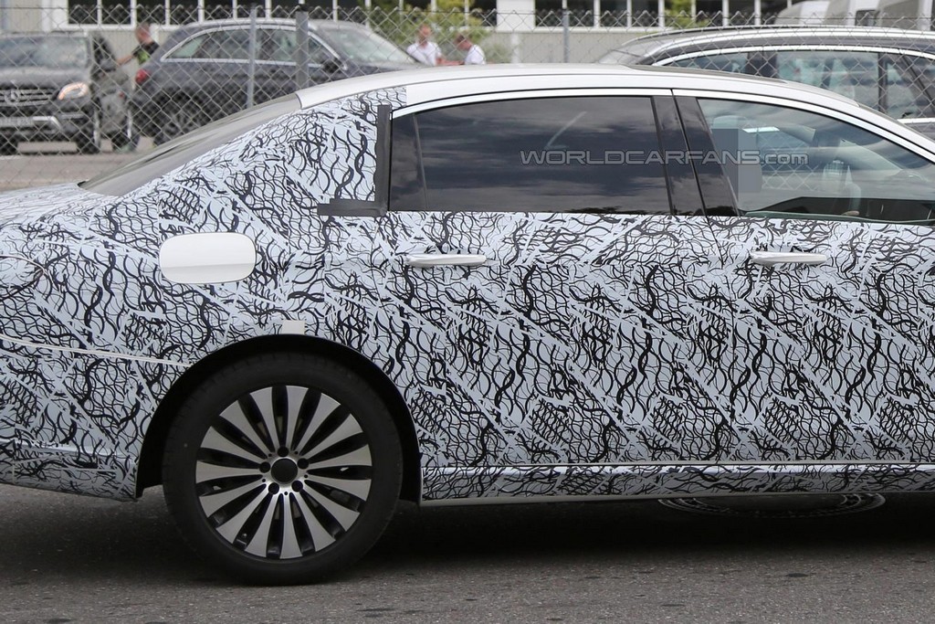 PODEREMOS VER EM BREVE UM MERCEDES-MAYBACH E CLASS, foto 18