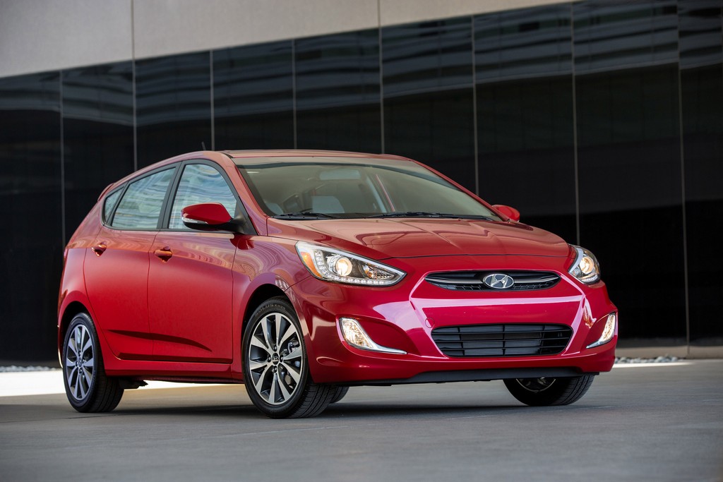HYUNDAI APRESENTA NOS EUA O ACCENT 2016, foto 1