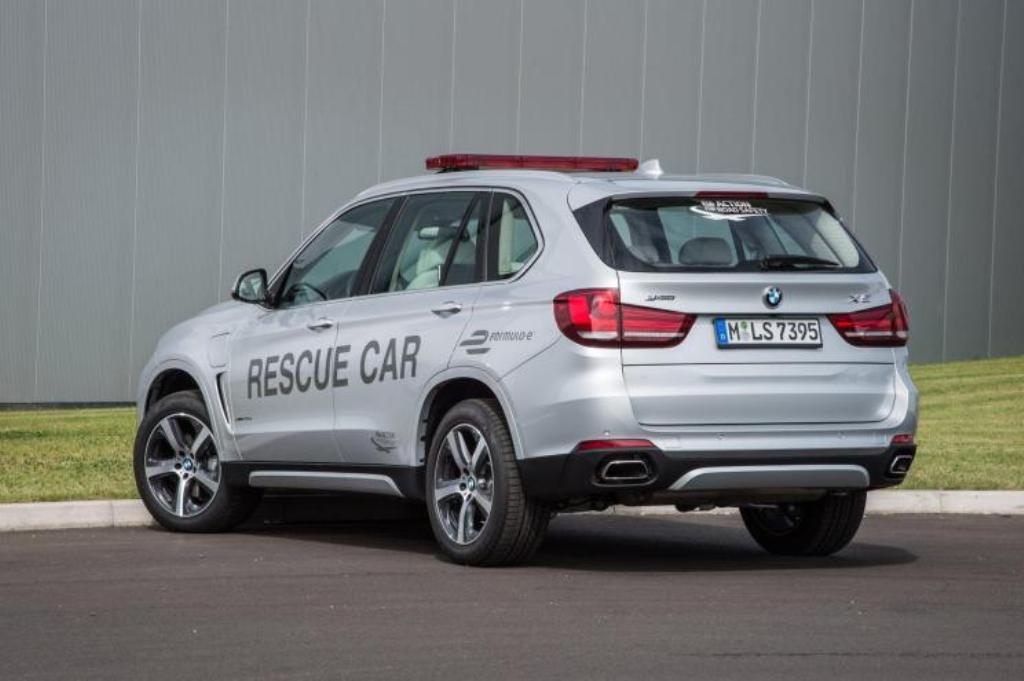 BMW SEGUE APOIANDO A FÓRMULA E, foto 2