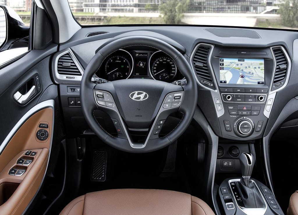 HYUNDAI APRESENTA SANTA FE RENOVADO EM FRANKFURT, foto 3