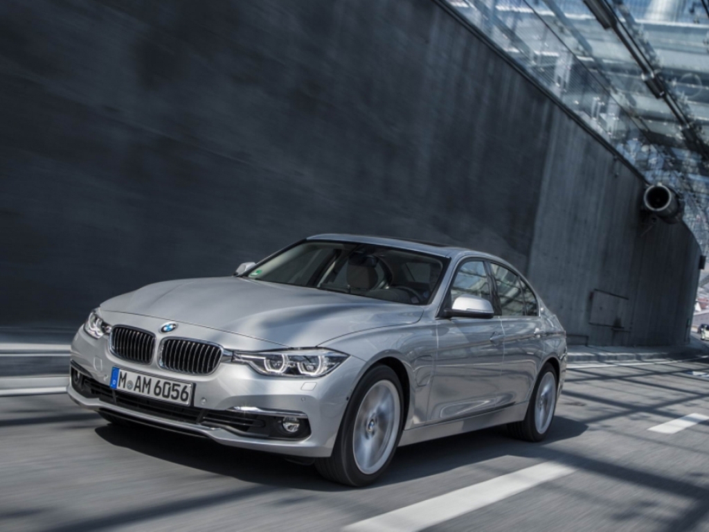 BMW SÉRIE 3 E SÉRIE 2 ACTIVE TOURER AGORA COM NOVAS VERSÕES HÍBRIDAS, foto 1