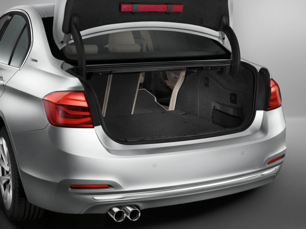BMW SÉRIE 3 E SÉRIE 2 ACTIVE TOURER AGORA COM NOVAS VERSÕES HÍBRIDAS, foto 7