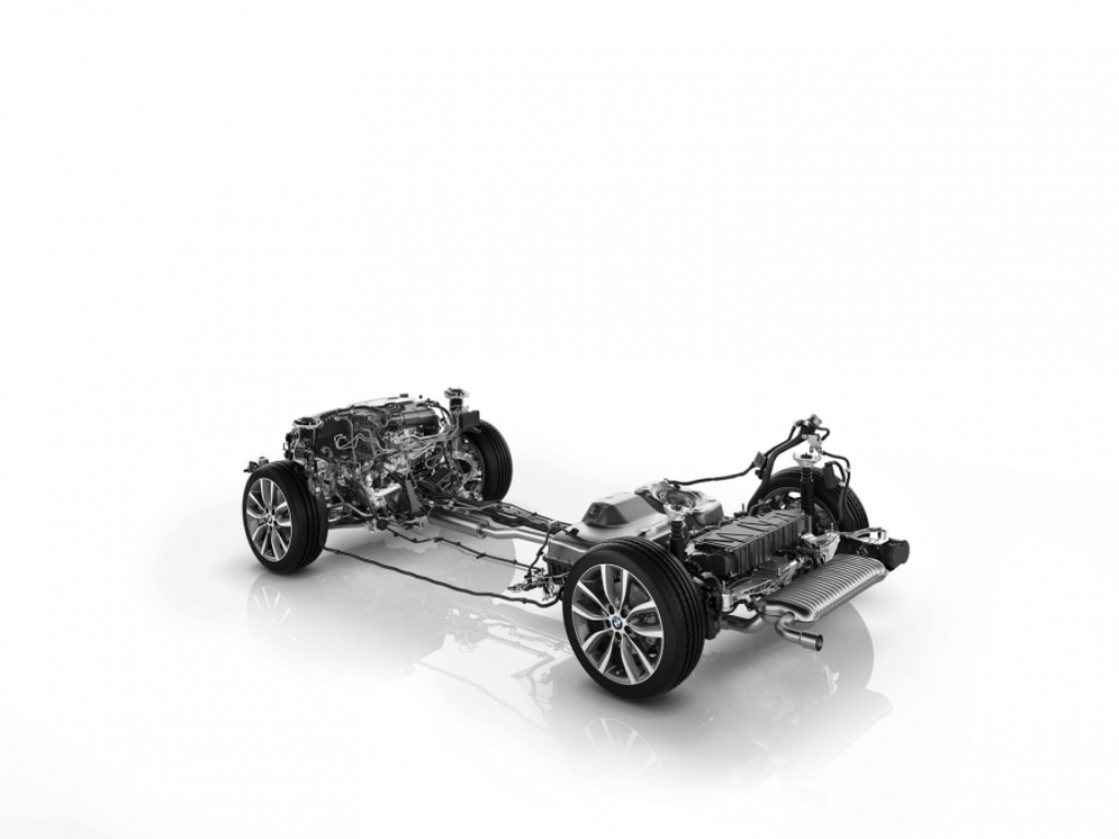 BMW SÉRIE 3 E SÉRIE 2 ACTIVE TOURER AGORA COM NOVAS VERSÕES HÍBRIDAS, foto 14