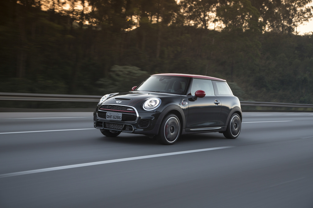 MINI COOPER S JOHN COOPER WORKS CHEGA AO BRASIL POR R$ 153.950, foto 1
