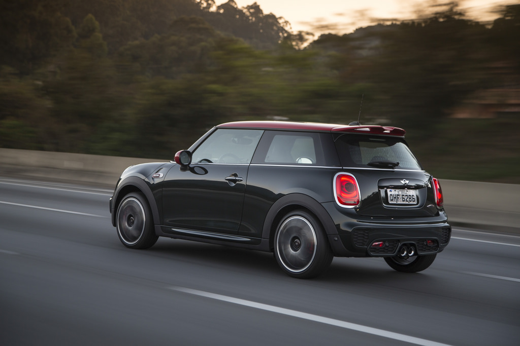 MINI COOPER S JOHN COOPER WORKS CHEGA AO BRASIL POR R$ 153.950, foto 2