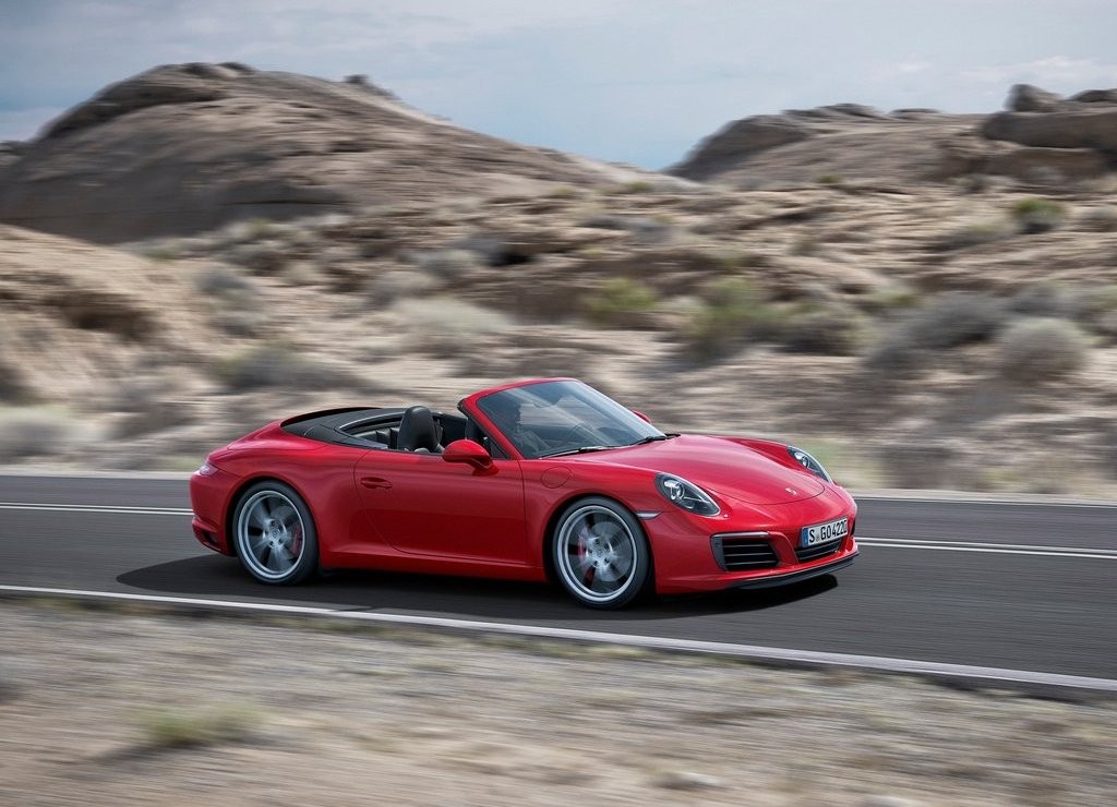 PORSCHE APRESENTA O 911 CARRERA COM MOTOR DE SEIS CILINDROS BITURBO, foto 2