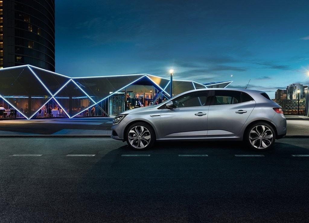 NOVO RENAULT MÉGANE É MOSTRADO OFICIALMENTE, foto 3