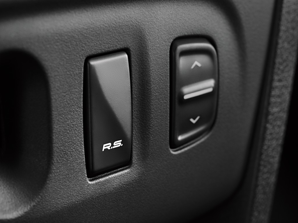 RENAULT SANDERO RS 2.0 CHEGA COMPLETO DE SÉRIE, foto 24