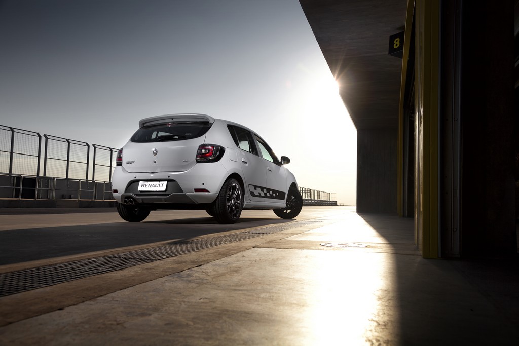 RENAULT SANDERO RS 2.0 CHEGA COMPLETO DE SÉRIE, foto 44