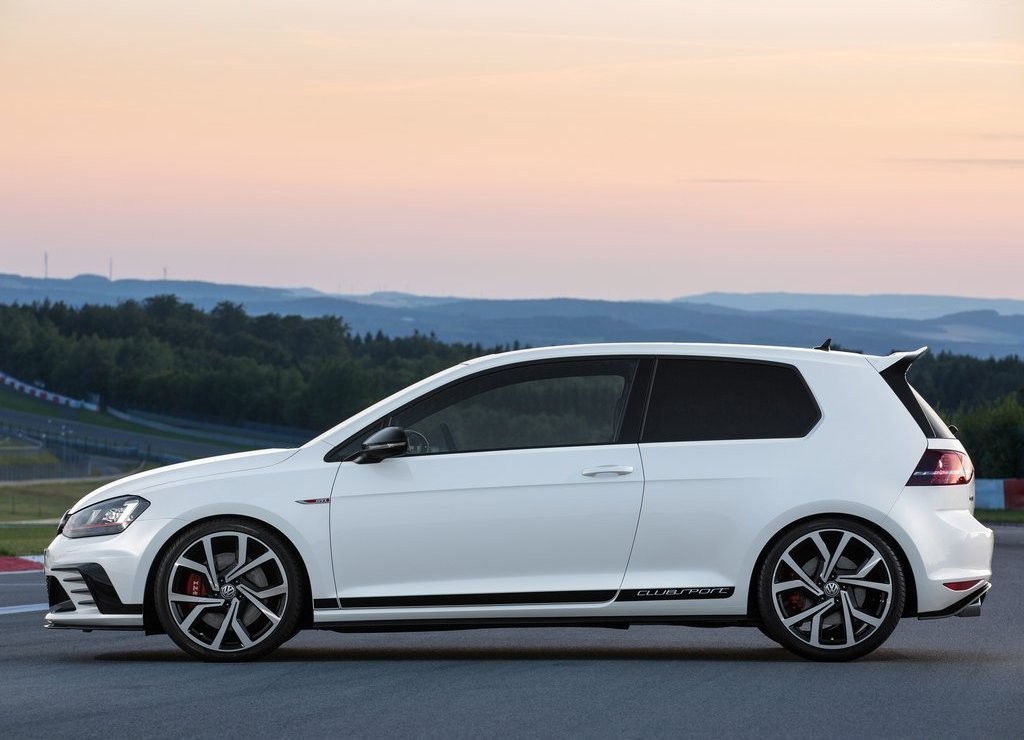 VOLKSWAGEN REVELA O GOLF GTI CLUBSPORT COM 265 CV, foto 11