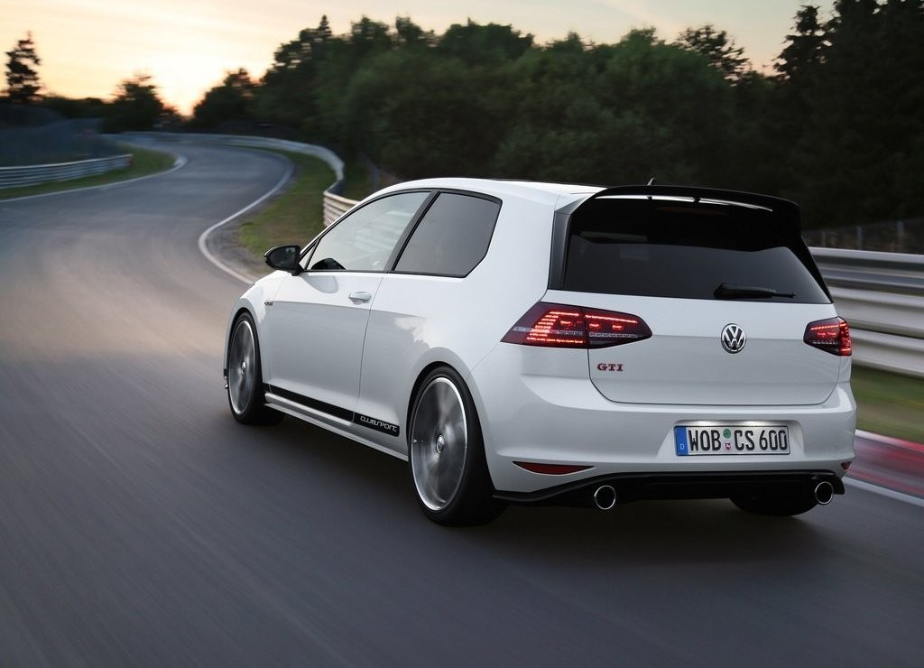 VOLKSWAGEN REVELA O GOLF GTI CLUBSPORT COM 265 CV, foto 15