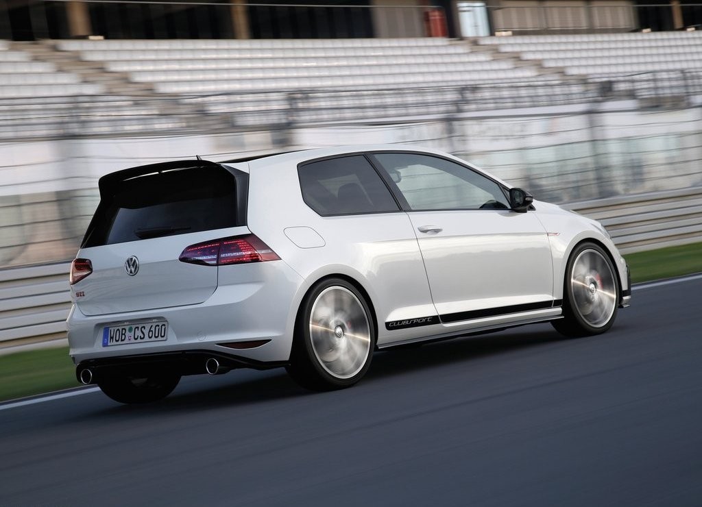 VOLKSWAGEN REVELA O GOLF GTI CLUBSPORT COM 265 CV, foto 16