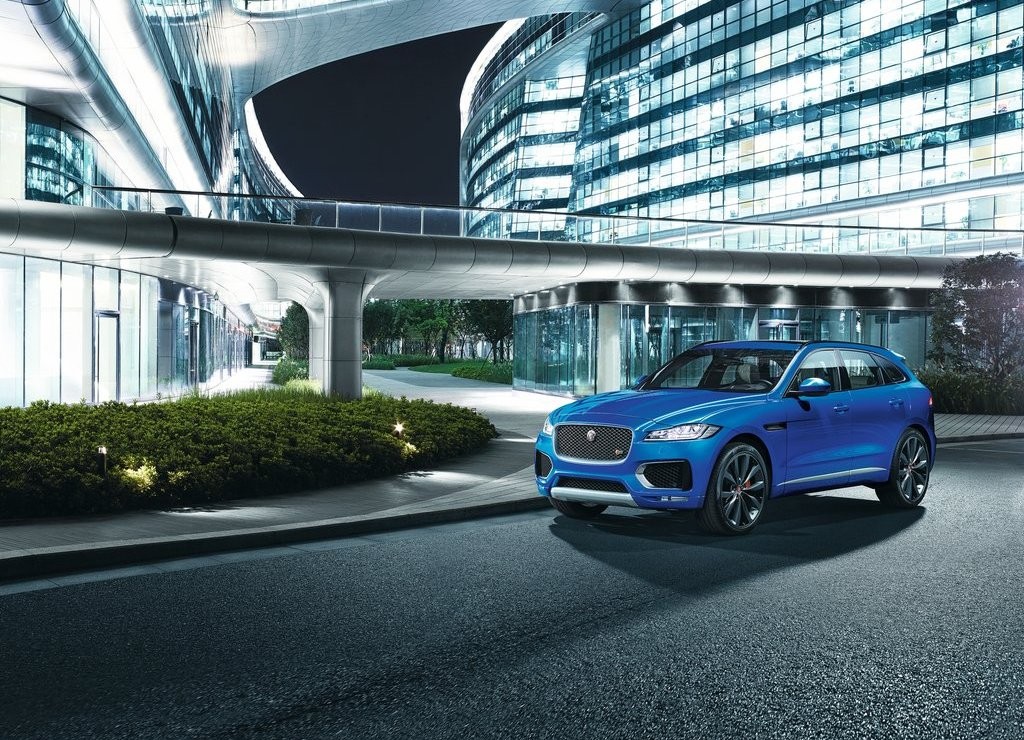 JAGUAR F-PACE É DESVENDADO EM FRANKFURT, foto 8