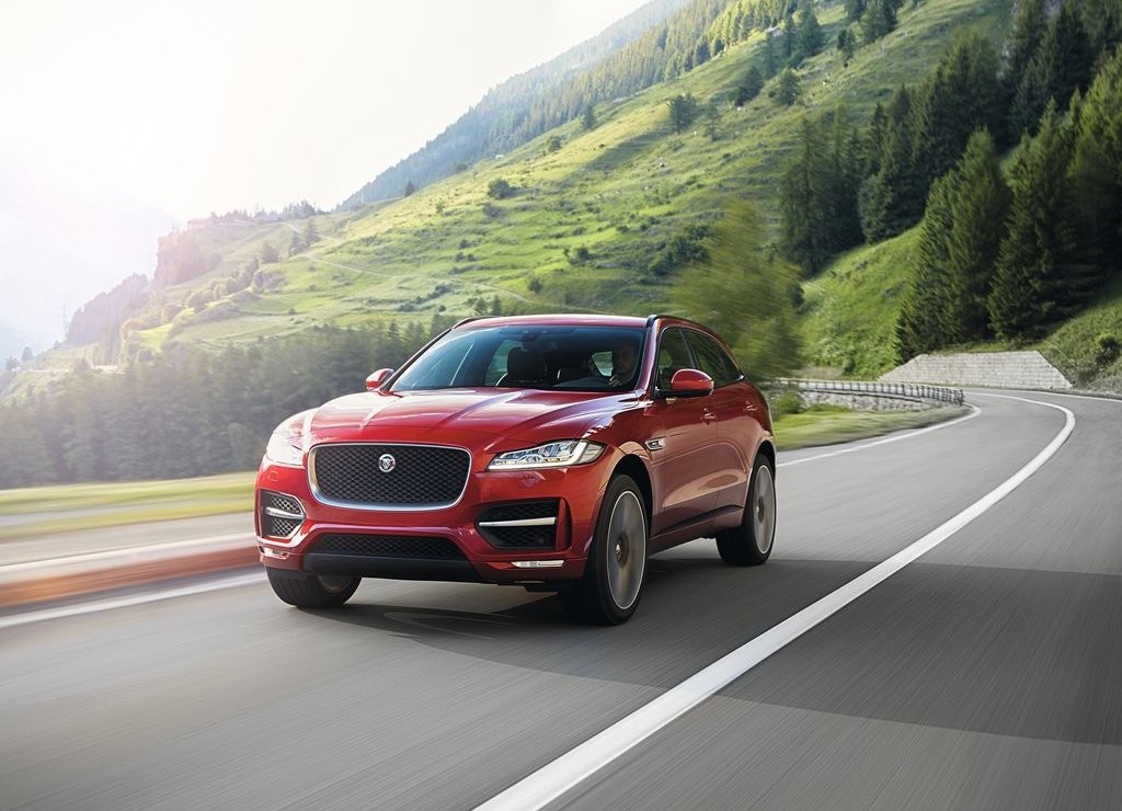 JAGUAR F-PACE É DESVENDADO EM FRANKFURT, foto 17