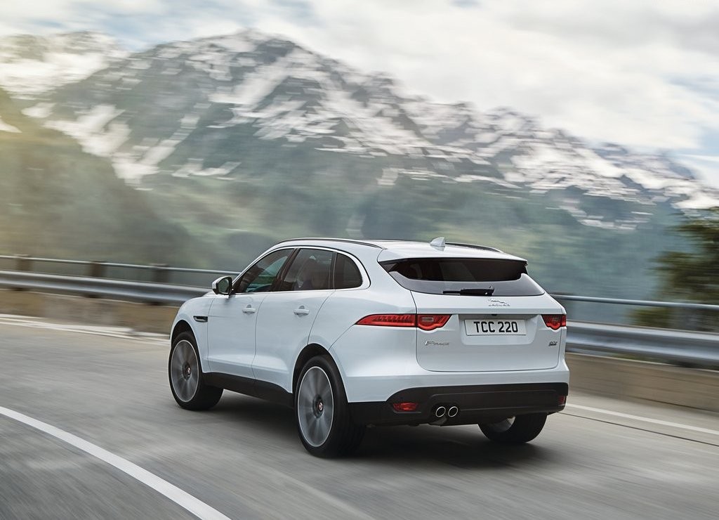 JAGUAR F-PACE É DESVENDADO EM FRANKFURT, foto 32