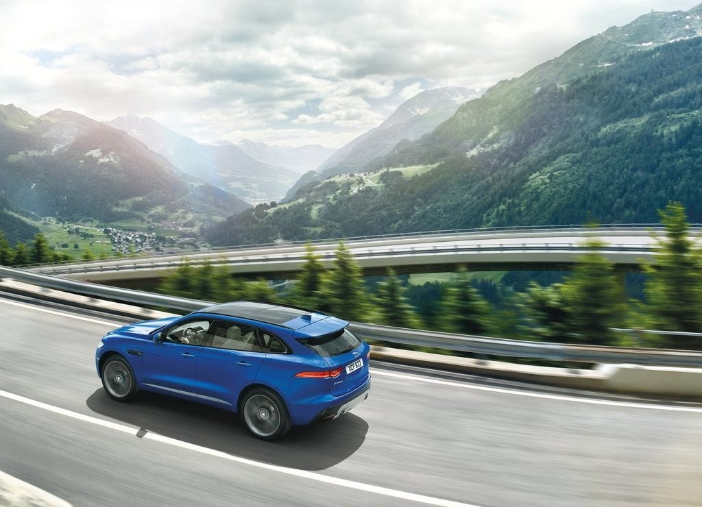 JAGUAR F-PACE É DESVENDADO EM FRANKFURT, foto 33