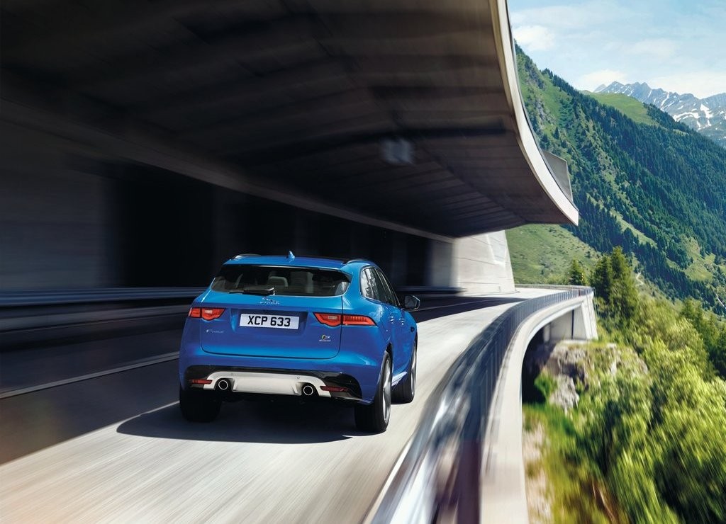 JAGUAR F-PACE É DESVENDADO EM FRANKFURT, foto 35