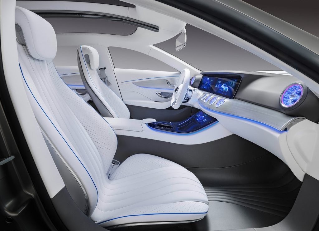 MERCEDES-BENZ APRESENTA O CONCEPT IAA EM FRANKFURT, foto 16