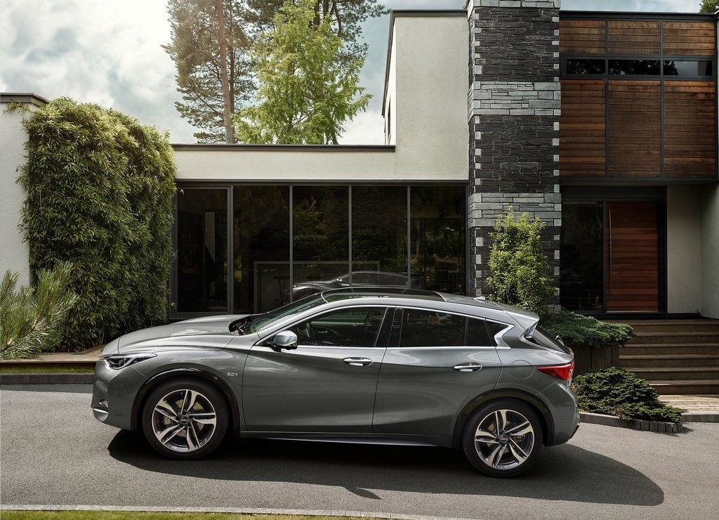 INFINITI APRESENTA O COMPACTO Q30 EM FRANKFURT, foto 7